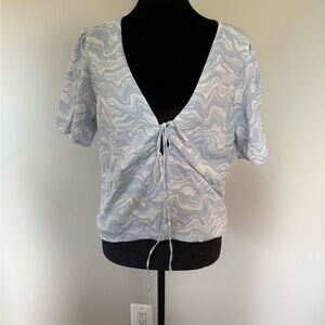 Abercrombie & Fitch Light Blue and Cream Short Sleeve Top